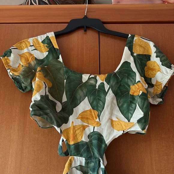 FARM Rio Cutout Tie Back Romper - Picture 5 of 6